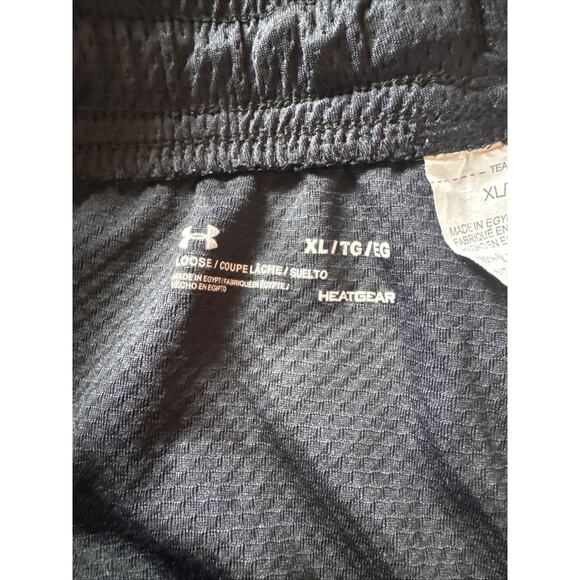 Under Armour Shorts Men's Extra Large Black - Picture 5 of 6